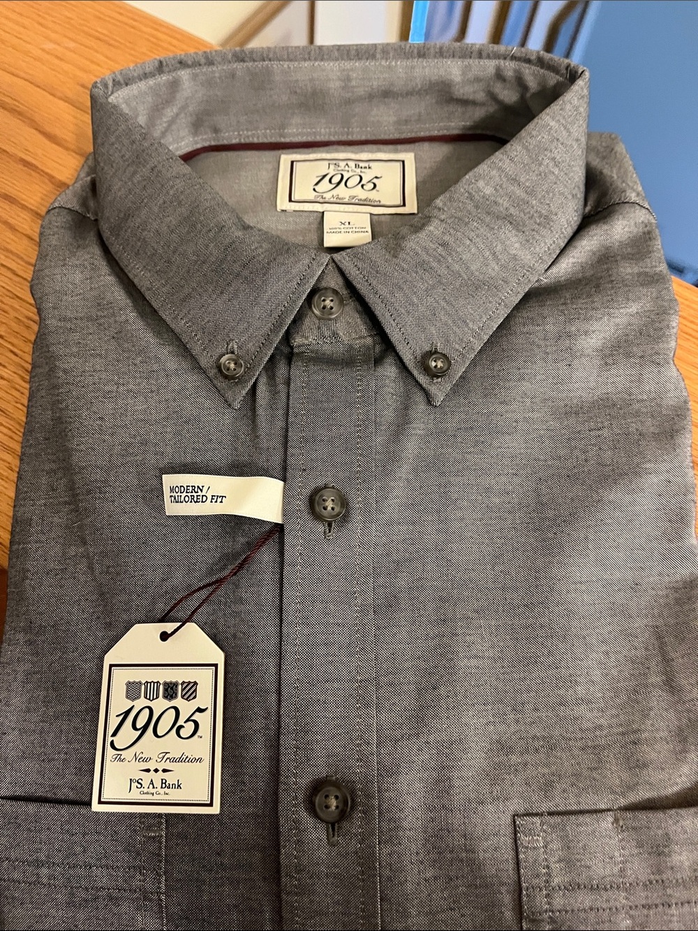 Jos. A. Bank 1905 Men's Gray Button-Down Casual Shirt